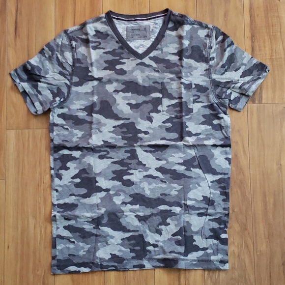 Express Other - Express Slub Knit Camo Pocket Tee
